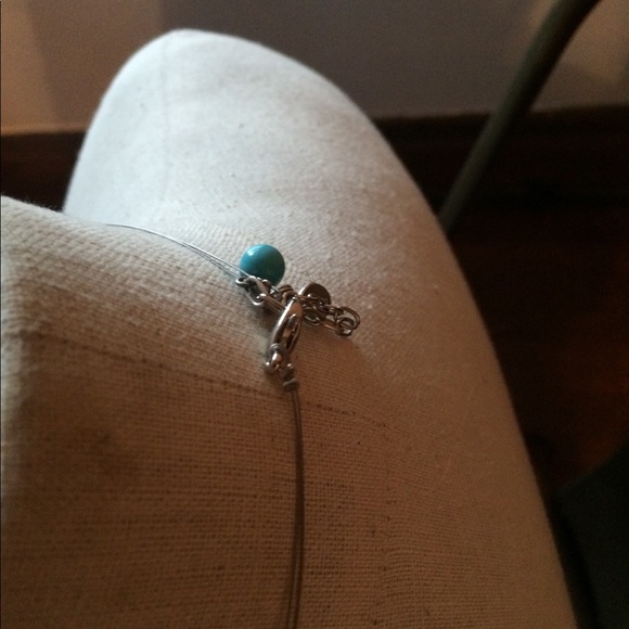 Floating turquoise bead necklace - Picture 3 of 3